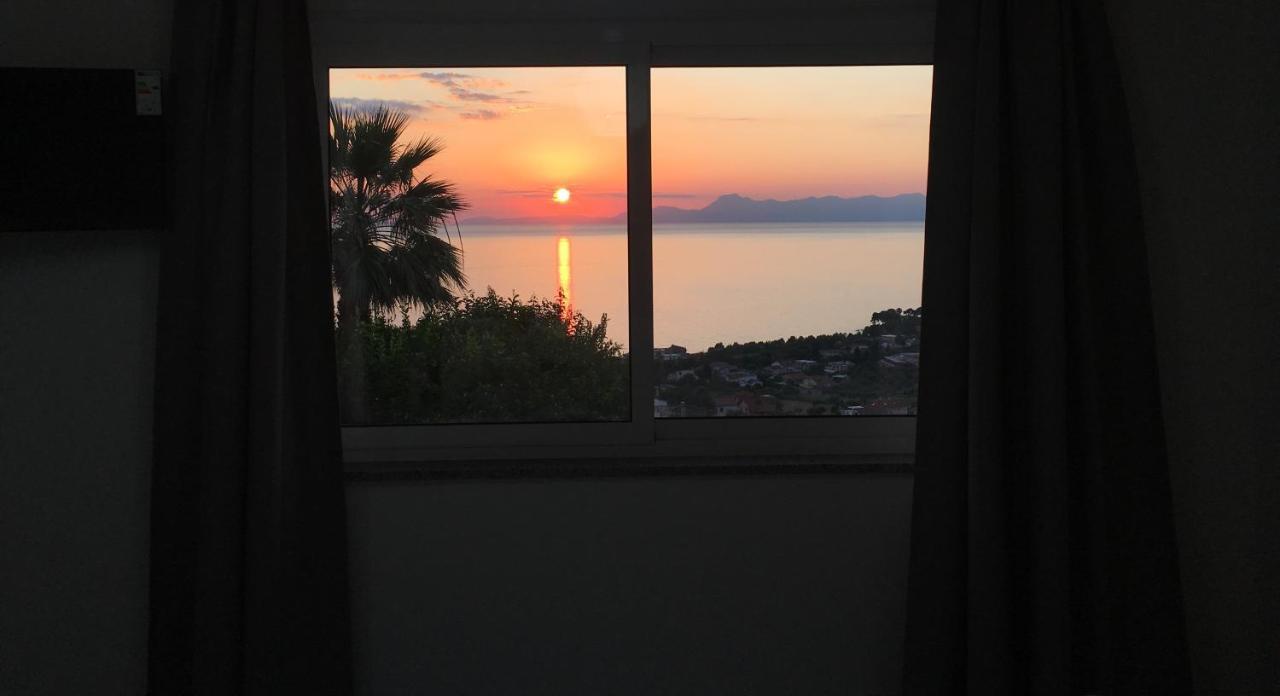 B&B "L'Eco Del Mare" Agropoli Exterior photo